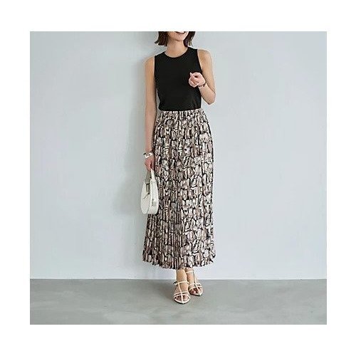 【スタイルデリ/STYLE DELI】のとろけるノースリカットソートップス 人気、トレンドファッション・服の通販 founy(ファニー) 　ファッション　Fashion　レディースファッション　Ladies' Fashion Online　トップス・カットソー　Tops/Tshirt　カットソー　Cut and Sewn　イエロー　Yellow　インナー　Inner　コンパクト　Compact　サロペット　Overalls　スタイリッシュ　Stylish　スリット　Slit　タンク　Tank　デコルテ　Decolletage　定番　Standard　なめらか　Smooth　ノースリーブ　No Sleeve　フィット　Fit　フォルム　Form　マーブル　Marble　other-2|ID: prp329100004598377 ipo3291000000032685086