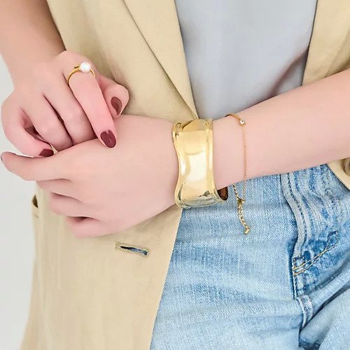 【フィービィー/phoebe】のアークカフワイドバングル ゴールド 人気、トレンドファッション・服の通販 founy(ファニー) 　ファッション　Fashion　レディースファッション　Fashion for Women　おすすめ　Recommended / Our Picks　トレンド　Trend, Trending Now　メタル　Metal, Metal Parts　冬　Winter / This Winter　夏　Summer　A/W・秋冬　Autumn/Winter　長袖　Long Sleeve, Full Sleeve　other-2|ID: prp329100004600435 ipo3291000000032703719
