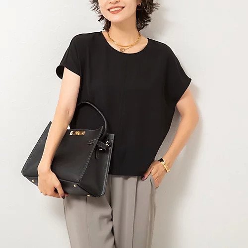 【ノーリーズソフィー/NOLLEY'S sophi】の《セットアップ対応》ウォッシャブルダブルサテンフレンチブラウス インテリア・キッズ・メンズ・レディースファッション・服の通販 founy(ファニー) https://founy.com/ ファッション Fashion レディースファッション Fashion for Women トップス・カットソー Cut & Sew Tops シャツ・ブラウス・オフィスカジュアル Elegant Blouses & Button-Ups 2025年 2025 2025-2026秋冬・A/W Autumn/Winter 2025–26 AW25–26 インナー Innerwear スーツ Suit, Formalwear セットアップ Set-Up, Coordinated Outfit センター Center, Center Line |ID: prp329100004601504 ipo3291000000032716030