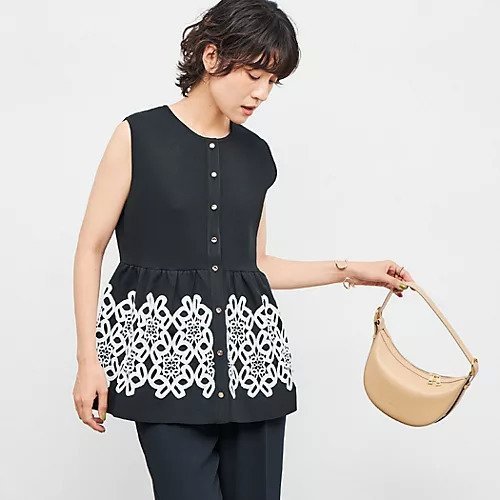 【ノーリーズ/NOLLEY'S】のレース付きペプラムベスト インテリア・キッズ・メンズ・レディースファッション・服の通販 founy(ファニー) https://founy.com/ ファッション Fashion レディースファッション Fashion for Women アウター Coat / Outerwear Collection トップス・カットソー Cut & Sew Tops ベスト&ジレ / 重ね着スタイル Vests & Gilets 2025年 2025 2025-2026秋冬・A/W Autumn/Winter 2025–26 AW25–26 インナー Innerwear カーディガン Cardigan, Knitwear ベスト Vest, Waistcoat ペプラム Peplum, Flared Hem ミラノリブ Milano Rib, Milano Stitch モチーフ Motif, Design Theme レース Lace, Lace Fabric エレガント 上品 Elegant |ID: prp329100004601536 ipo3291000000032716234