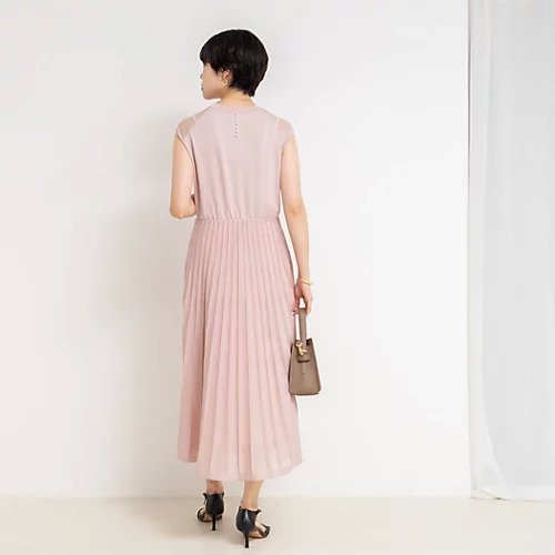 【ノーリーズソフィー/NOLLEY'S sophi】のプリーツ風ニットワンピース 人気、トレンドファッション・服の通販 founy(ファニー) 　ファッション　Fashion　レディースファッション　Fashion for Women　ワンピース　Dresses　ニットワンピース　Knit Dresses　2025年　2025　2025-2026秋冬・A/W　Autumn/Winter 2025–26 AW25–26　シアー　Sheer, See-Through　ジャケット　Jacket, Outerwear　パール　Pearl, Pearl Accent　プリーツ　Pleats, Pleated　エレガント 上品　Elegant　other-3|ID: prp329100004601581 ipo3291000000032733200