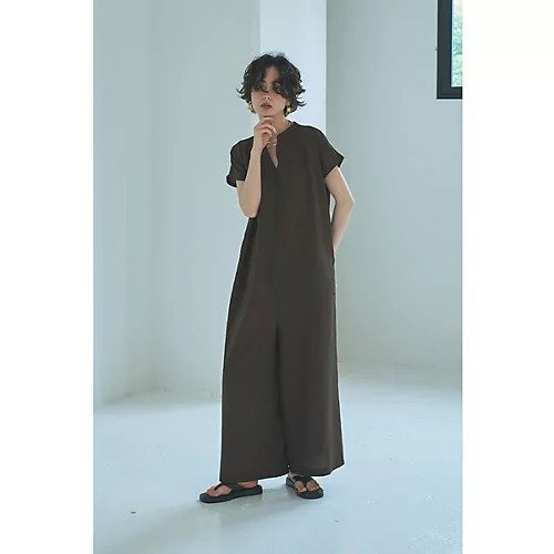 【マージュール/marjour】のEFFORTLESS AIRY WIDE JUMPSUIT インテリア・キッズ・メンズ・レディースファッション・服の通販 founy(ファニー) https://founy.com/ ファッション Fashion レディースファッション Fashion for Women アクセサリー Fashion Accessories エアリー Airy Texture 軽量 Lightweight, Ultra Light サンダル Sandals, Summer Shoes シンプル Simple, Minimal ジップ Zip, Zipper ストレッチ Stretch, Stretchy Fabric ポケット Pocket, Pocket Detail ワイド Wide, Wide Fit おすすめ Recommended / Our Picks 夏 Summer |ID: prp329100004601584 ipo3291000000032716501
