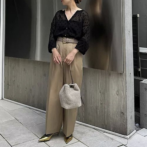 【ノーリーズ/NOLLEY'S】の【LORISTELLA/ロリステッラ】別注キューブワンハンドルムートンバッグ 人気、トレンドファッション・服の通販 founy(ファニー) 　ファッション　Fashion　レディースファッション　Fashion for Women　バッグ　Bags　イタリア　Italy　コンパクト　Compact, Small Size　ショルダー　Shoulder, Shoulder Strap　スタイリッシュ　Stylish, Fashionable　トレンド　Trend, Trending Now　別注　Limited Edition, Custom Order　other-3|ID: prp329100004601615 ipo3291000000032716677