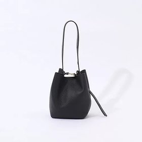 【ノーリーズ/NOLLEY'S】 【LORISTELLA/ロリステッラ】別注キューブワンハンドルバッグ人気、トレンドファッション・服の通販 founy(ファニー) ファッション Fashion レディースファッション Fashion for Women バッグ Bags イタリア Italy コンパクト Compact, Small Size ショルダー Shoulder, Shoulder Strap スタイリッシュ Stylish, Fashionable トレンド Trend, Trending Now 別注 Limited Edition, Custom Order |ID:prp329100004601618