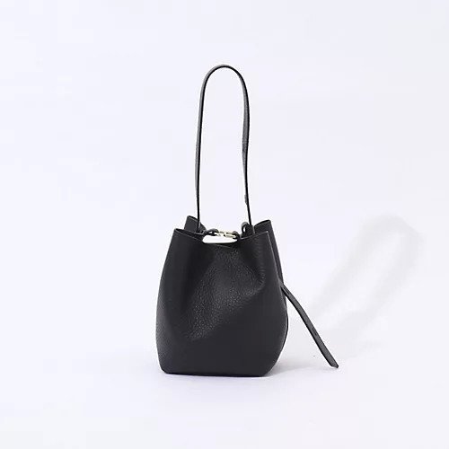【ノーリーズ/NOLLEY'S】の【LORISTELLA/ロリステッラ】別注キューブワンハンドルバッグ 人気、トレンドファッション・服の通販 founy(ファニー) 　ファッション　Fashion　レディースファッション　Fashion for Women　バッグ　Bags　イタリア　Italy　コンパクト　Compact, Small Size　ショルダー　Shoulder, Shoulder Strap　スタイリッシュ　Stylish, Fashionable　トレンド　Trend, Trending Now　別注　Limited Edition, Custom Order　 other-1|ID: prp329100004601618 ipo3291000000032716682