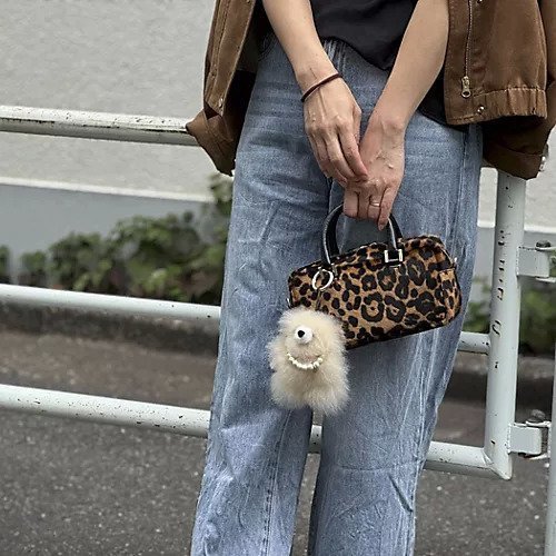 【ノーリーズソフィー/NOLLEY'S sophi】の【CHRISTIAN VILLA/クリスチャンヴィラ】 レオパードハラコボストンバッグ 人気、トレンドファッション・服の通販 founy(ファニー) 　ファッション　Fashion　レディースファッション　Fashion for Women　バッグ　Bags　アクセサリー　Fashion Accessories　イタリア　Italy　コレクション　Collection, Seasonal Line　ショルダー　Shoulder, Shoulder Strap　シンプル　Simple, Minimal　ボストンバッグ　Boston Bag, Retro Bag　ミラノ　Milano Style, Italian-Inspired　レオパード　Leopard, Animal Print　ワンポイント　One Point, Statement Accent　other-3|ID: prp329100004601620 ipo3291000000034627361