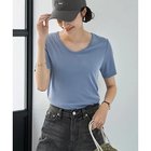 【スタイルデリ/STYLE DELI】のしっとり質感の緩やかVネックとろみトップス ニュアンスブルー|ID: prp329100004602834 ipo3291000000032732505