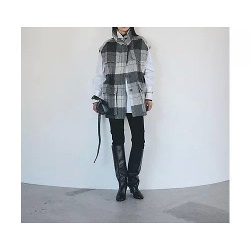 【カオス/Chaos】のスーペリヤヌスベスト 人気、トレンドファッション・服の通販 founy(ファニー) 　ファッション　Fashion　レディースファッション　Fashion for Women　アウター　Coat / Outerwear Collection　トップス・カットソー　Cut & Sew Tops　ベスト&ジレ / 重ね着スタイル　Vests & Gilets　冬　Winter / This Winter　ジャケット　Jacket, Outerwear　スタンド　Stand Collar, Upright Stand　ドロップ　Drop Shoulder, Dropped Style　ブルゾン　Blouson, Bomber Jacket　ベスト　Vest, Waistcoat　A/W・秋冬　Autumn/Winter　other-2|ID: prp329100004602839 ipo3291000000032732541