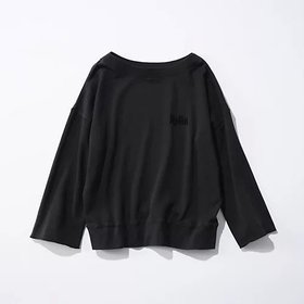 【スアデオ/suadeo】 ボートネックロゴスウェット人気、トレンドファッション・服の通販 founy(ファニー) ファッション Fashion レディースファッション Fashion for Women トップス・カットソー Cut & Sew Tops レディースパーカー・カジュアルフーディー Casual Hoodies & Sweatshirts スウェット・クルーネックトップス Sweatshirts & Crewnecks / Relaxed Fit Sweat Tops デコルテ Décolleté, Neckline ワイド Wide, Wide Fit 洗える Machine Washable |ID:prp329100004604749