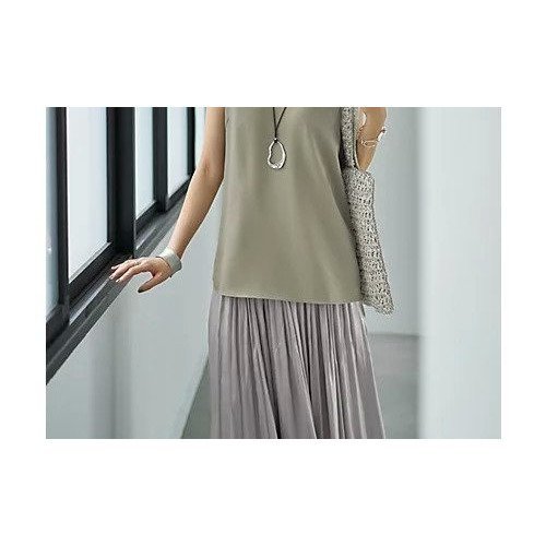 【スタイルデリ/STYLE DELI】の肩紐ちょこっとキャミ型ブラウス インテリア・キッズ・メンズ・レディースファッション・服の通販 founy(ファニー) 　ファッション　Fashion　レディースファッション　Fashion for Women　トップス・カットソー　Cut & Sew Tops　キャミソール&ノースリーブ　Camisoles & Sleeveless Tops　シャツ・ブラウス・オフィスカジュアル　Elegant Blouses & Button-Ups　イエロー　Yellow　インナー　Innerwear　カットソー　Cut and Sewn Top　カーディガン　Cardigan, Knitwear　キャミ　Camisole, Cami Top　キャミソール　Camisole, Spaghetti Strap Top　シンプル　Simple, Minimal　ジャケット　Jacket, Outerwear　ジョーゼット　Georgette, Semi-Sheer Fabric　スリット　Slit, Slit Detail　チューブ　Tube, Tube Top　定番　Standard, Basic Item　バランス　Balance, Style Balance　ワイド　Wide, Wide Fit　夏　Summer　エレガント 上品　Elegant　ダークセージ|ID: prp329100004604823 ipo3291000000032770672