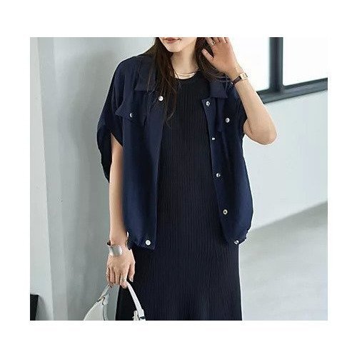 【スタイルデリ/STYLE DELI】のくったりシャツ型スナップブルゾンB インテリア・キッズ・メンズ・レディースファッション・服の通販 founy(ファニー) 　ファッション　Fashion　レディースファッション　Fashion for Women　アウター　Coat / Outerwear Collection　ブルゾンジャケット・スポーティアウター　Blouson Jackets　トップス・カットソー　Cut & Sew Tops　シャツ・ブラウス・オフィスカジュアル　Elegant Blouses & Button-Ups　秋　Autumn　カーディガン　Cardigan, Knitwear　軽量　Lightweight, Ultra Light　シルバー　Silver, Metallic Silver　ジャケット　Jacket, Outerwear　スピンドル　Spindle, Drawcord　スリット　Slit, Slit Detail　台形　A-Line, Trapezoid Shape　ノースリーブ　Sleeveless, No-Sleeve　長袖　Long Sleeve, Full Sleeve　バルーン　Balloon, Balloon Silhouette　フェイク　Faux, Fake　フォルム　Silhouette, Form　フラップ　Flap, Flap Pocket　フロント　Front, Front Design　ブルゾン　Blouson, Bomber Jacket　ベスト　Vest, Waistcoat　ポケット　Pocket, Pocket Detail　半袖　Short Sleeve, Half Sleeve　ワイド　Wide, Wide Fit　夏　Summer　エレガント 上品　Elegant　ビジネス 仕事 通勤　Business / Work / Commuting　ネイビー|ID: prp329100004609219 ipo3291000000032968037
