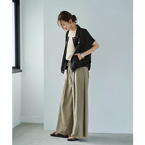 【スタイルデリ/STYLE DELI】のくったりシャツ型スナップブルゾンB 人気、トレンドファッション・服の通販 founy(ファニー) 　ファッション　Fashion　レディースファッション　Fashion for Women　アウター　Coat / Outerwear Collection　ブルゾンジャケット・スポーティアウター　Blouson Jackets　トップス・カットソー　Cut & Sew Tops　シャツ・ブラウス・オフィスカジュアル　Elegant Blouses & Button-Ups　秋　Autumn　カーディガン　Cardigan, Knitwear　軽量　Lightweight, Ultra Light　シルバー　Silver, Metallic Silver　ジャケット　Jacket, Outerwear　スピンドル　Spindle, Drawcord　スリット　Slit, Slit Detail　台形　A-Line, Trapezoid Shape　ノースリーブ　Sleeveless, No-Sleeve　長袖　Long Sleeve, Full Sleeve　バルーン　Balloon, Balloon Silhouette　フェイク　Faux, Fake　フォルム　Silhouette, Form　フラップ　Flap, Flap Pocket　フロント　Front, Front Design　ブルゾン　Blouson, Bomber Jacket　ベスト　Vest, Waistcoat　ポケット　Pocket, Pocket Detail　半袖　Short Sleeve, Half Sleeve　ワイド　Wide, Wide Fit　夏　Summer　エレガント 上品　Elegant　ビジネス 仕事 通勤　Business / Work / Commuting　other-3|ID: prp329100004609219 ipo3291000000032968042