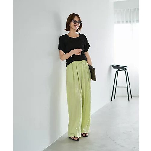【スタイルデリ/STYLE DELI】の微光沢シボ感ギャザーワイドパンツ 人気、トレンドファッション・服の通販 founy(ファニー) 　ファッション　Fashion　レディースファッション　Fashion for Women　パンツ　Pants & Trousers　イエロー　Yellow　ギャザー　Gathered, Ruffled　ストレート　Straight, Straight Cut　スニーカー　Sneakers, Trainers　スリット　Slit, Slit Detail　ネオン　Neon, Neon Color　フォルム　Silhouette, Form　ベーシック　Basic, Essential　ポケット　Pocket, Pocket Detail　ループ　Loop, Loop Knit　ワイド　Wide, Wide Fit　夏　Summer　other-2|ID: prp329100004609220 ipo3291000000032968067