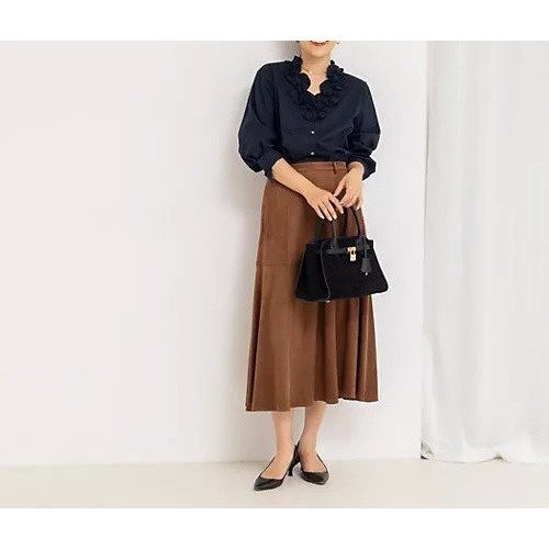 【ノーリーズ/NOLLEY'S】のVネックタックギャザーパーツブラウス 人気、トレンドファッション・服の通販 founy(ファニー)  ファッション Fashion レディースファッション Fashion for Women トップス・カットソー Cut & Sew Tops シャツ・ブラウス・オフィスカジュアル Elegant Blouses & Button-Ups Vネックトップス V-Neck Tops / V-Cut Neckline Shirts 2025年 2025 2025-2026秋冬・A/W Autumn/Winter 2025–26 AW25–26 フラワー Flower, Floral モチーフ Motif, Design Theme other-2|ID: prp329100004609857 ipo3291000000033936560