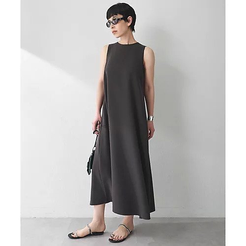【ウィムガゼット/Whim Gazette】のバックサテンワンピース 人気、トレンドファッション・服の通販 founy(ファニー) 　ファッション　Fashion　レディースファッション　Fashion for Women　ワンピース　Dresses　2025年　2025　2025春夏・S/S　Spring/Summer 2025 SS25　サテン　Satin, Glossy Fabric　ストレッチ　Stretch, Stretchy Fabric　ドレープ　Drape, Draping Fabric　ノースリーブ　Sleeveless, No-Sleeve　フレア　Flare, Flared　リラックス　Relax, Relaxed Fit　エレガント 上品　Elegant　夏　Summer　other-3|ID: prp329100004613347 ipo3291000000033021823