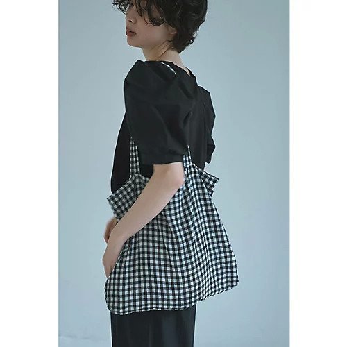 【マージュール/marjour】のGINGHAM CHECK MY BAG インテリア・キッズ・メンズ・レディースファッション・服の通販 founy(ファニー) 　ファッション　Fashion　レディースファッション　Fashion for Women　バッグ　Bags　ギンガム　Gingham, Gingham Fabric　コンパクト　Compact, Small Size　軽量　Lightweight, Ultra Light　ショルダー　Shoulder, Shoulder Strap　シンプル　Simple, Minimal　ジップ　Zip, Zipper　財布　Wallet, Purse　チェック　Check, Plaid, Tartan　ポケット　Pocket, Pocket Detail　マグネット　Magnet, Magnetic Closure　おすすめ　Recommended / Our Picks　BLACK|ID: prp329100004613349 ipo3291000000033021831