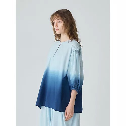 【ミディウミ/MidiUmi】のグラデーションスキッパーシャツ 人気、トレンドファッション・服の通販 founy(ファニー) 　ファッション　Fashion　レディースファッション　Fashion for Women　トップス・カットソー　Cut & Sew Tops　シャツ・ブラウス・オフィスカジュアル　Elegant Blouses & Button-Ups　グラデーション　Gradient, Ombre　シャンブレー　Chambray, Denim-Like Fabric　シンプル　Simple, Minimal　スモック　Smock, Smock Dress　セットアップ　Set-Up, Coordinated Outfit　ビンテージ　Vintage, Retro Style　ボトム　Bottoms, Lower Wear　人気　Popular, Best Seller　今季　This Season, Current Season　無地　Plain, Solid Color　other-3|ID: prp329100004614963 ipo3291000000033047839