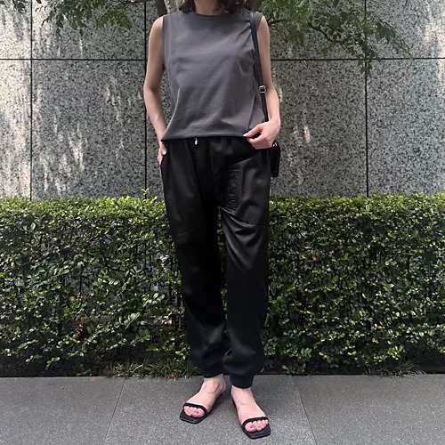 【エクラ/eclat】の【坪田あさみさん別注】ソフトタッチノースリーブ 人気、トレンドファッション・服の通販 founy(ファニー) 　ファッション　Fashion　レディースファッション　Fashion for Women　トップス・カットソー　Cut & Sew Tops　キャミソール&ノースリーブ　Camisoles & Sleeveless Tops　カッティング　Cutting Detail　ノースリーブ　Sleeveless, No-Sleeve　別注　Limited Edition, Custom Order　洗える　Machine Washable　other-2|ID: prp329100004615079 ipo3291000000036331710