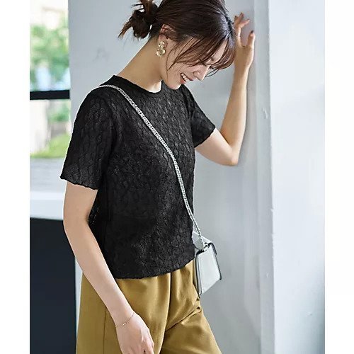 【スタイルデリ/STYLE DELI】の端っこメロウレースTシャツB インテリア・キッズ・メンズ・レディースファッション・服の通販 founy(ファニー) 　ファッション　Fashion　レディースファッション　Fashion for Women　トップス・カットソー　Cut & Sew Tops　シャツ・ブラウス・オフィスカジュアル　Elegant Blouses & Button-Ups　ロングTシャツ・Tシャツ　Longline T-Shirts & Tees　イエロー　Yellow　インナー　Innerwear　カットソー　Cut and Sewn Top　カーディガン　Cardigan, Knitwear　キャミソール　Camisole, Spaghetti Strap Top　サロペット　Overalls, Salopette　ジャケット　Jacket, Outerwear　ストレッチ　Stretch, Stretchy Fabric　ストレート　Straight, Straight Cut　定番　Standard, Basic Item　フィット　Fit, Slim Fit　ベスト　Vest, Waistcoat　半袖　Short Sleeve, Half Sleeve　レース　Lace, Lace Fabric　夏　Summer　エレガント 上品　Elegant　ブラック|ID: prp329100004615082 ipo3291000000033049186