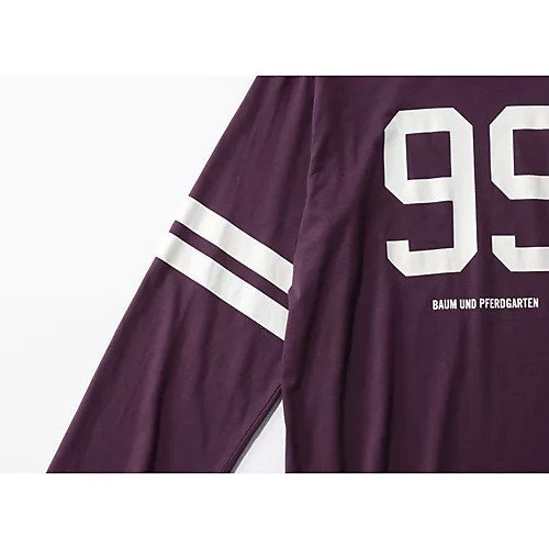 【バウムウンドヘルガーデン/BAUM UND PFERDGARTEN】のナンバリングロゴTシャツ 人気、トレンドファッション・服の通販 founy(ファニー) 　ファッション　Fashion　レディースファッション　Fashion for Women　トップス・カットソー　Cut & Sew Tops　シャツ・ブラウス・オフィスカジュアル　Elegant Blouses & Button-Ups　ロングTシャツ・Tシャツ　Longline T-Shirts & Tees　おすすめ　Recommended / Our Picks　ショルダー　Shoulder, Shoulder Strap　シンプル　Simple, Minimal　スラックス　Slacks, Dress Pants　スリーブ　Sleeve, Long Sleeve / Short Sleeve　デニム　Denim, Jeans Material　ドロップ　Drop Shoulder, Dropped Style　プリント　Print, Printed Pattern　ミックス　Mix, Mixed Style　ルーズ　Loose, Oversized　ロング　Long, Long-Length　A/W・秋冬　Autumn/Winter　other-3|ID: prp329100004615083 ipo3291000000036042021