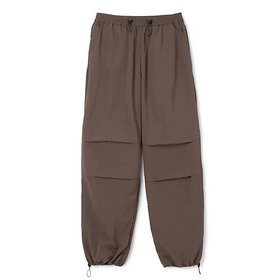 【セシリー バンセン/CECILIE BAHNSEN】のBROOKS JOGGERS RECYCLED TAFFETA 人気、トレンドファッション・服の通販 founy(ファニー) ファッション Fashion レディースファッション Fashion for Women 2025年 2025 2025-2026秋冬・A/W Autumn/Winter 2025–26 AW25–26 タフタ Taffeta, Structured Fabric ドローコード Drawcord, Drawstring Cord フラワー Flower, Floral モチーフ Motif, Design Theme 洗える Machine Washable |ID:prp329100004615102