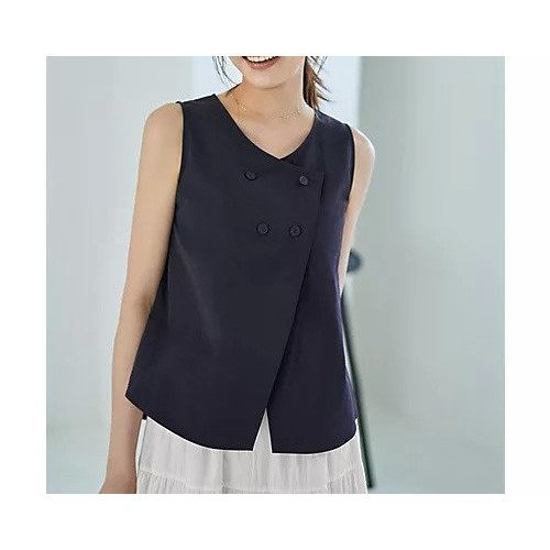 【スタイルデリ/STYLE DELI】のずらして重ねたハリ感生地のブラウス インテリア・キッズ・メンズ・レディースファッション・服の通販 founy(ファニー) 　ファッション　Fashion　レディースファッション　Fashion for Women　トップス・カットソー　Cut & Sew Tops　シャツ・ブラウス・オフィスカジュアル　Elegant Blouses & Button-Ups　イエロー　Yellow　インナー　Innerwear　カーディガン　Cardigan, Knitwear　コンパクト　Compact, Small Size　シンプル　Simple, Minimal　ジャケット　Jacket, Outerwear　スリット　Slit, Slit Detail　ダブル　Double, Double-Breasted　定番　Standard, Basic Item　ノースリーブ　Sleeveless, No-Sleeve　バランス　Balance, Style Balance　バルーン　Balloon, Balloon Silhouette　フロント　Front, Front Design　ブルゾン　Blouson, Bomber Jacket　ベスト　Vest, Waistcoat　ポケット　Pocket, Pocket Detail　ワイド　Wide, Wide Fit　夏　Summer　ネイビー|ID: prp329100004616158 ipo3291000000033062410