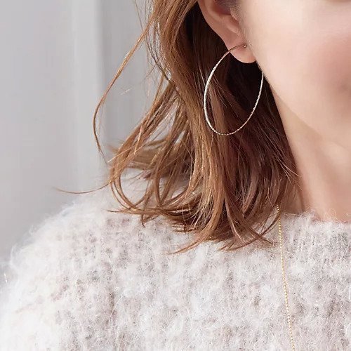 【フィービィー/phoebe】のツイストラインフープイヤリング シルバー 人気、トレンドファッション・服の通販 founy(ファニー) 　ファッション　Fashion　レディースファッション　Fashion for Women　ジュエリー　Jewelry　ファッションリング　Fashion Rings　イヤリング・フープ・ドロップタイプ　Hoop, Drop & Clip Earrings　おすすめ　Recommended / Our Picks　イヤリング　Earrings　シルバー　Silver, Metallic Silver　ツイスト　Tweed, Tweed Fabric　フープ　Hoop, Hoop Earrings　人気　Popular, Best Seller　other-2|ID: prp329100004617591 ipo3291000000033806244