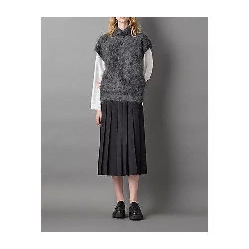 【ブラミンク/BLAMINK】のカシミヤファー7Gタートルベスト 人気、トレンドファッション・服の通販 founy(ファニー) 　ファッション　Fashion　レディースファッション　Fashion for Women　アウター　Coat / Outerwear Collection　トップス・カットソー　Cut & Sew Tops　ベスト&ジレ / 重ね着スタイル　Vests & Gilets　2025年　2025　2025-2026秋冬・A/W　Autumn/Winter 2025–26 AW25–26　スリット　Slit, Slit Detail　タートル　Turtleneck, Turtle Collar　フォルム　Silhouette, Form　ベスト　Vest, Waistcoat　ボックス　Boxy, Box Shape　マニッシュ　Mannish, Boyish　リュクス　Luxury, Elegant, High-End, Chic　other-2|ID: prp329100004619194 ipo3291000000033124727