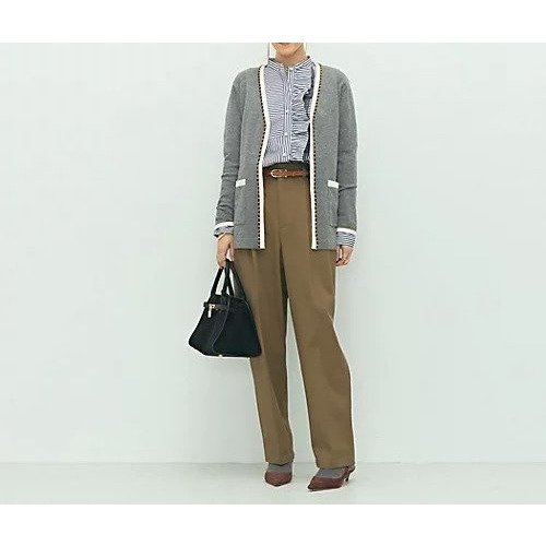【ノーリーズ/NOLLEY'S】のチェーンブレード長めVネックカーディガン 人気、トレンドファッション・服の通販 founy(ファニー) 　ファッション　Fashion　レディースファッション　Fashion for Women　トップス・カットソー　Cut & Sew Tops　カーディガン・羽織り　Layered Style Cardigans　Vネックトップス　V-Neck Tops / V-Cut Neckline Shirts　2025年　2025　2025-2026秋冬・A/W　Autumn/Winter 2025–26 AW25–26　カーディガン　Cardigan, Knitwear　クラシカル　Classical, Vintage-Inspired　ショート　Short, Short Length　ジャケット　Jacket, Outerwear　ストレッチ　Stretch, Stretchy Fabric　チェーン　Chain, Chain Strap　ベルベット　Velvet, Velvety　リボン　Ribbon, Bow　エレガント 上品　Elegant　other-2|ID: prp329100004621210 ipo3291000000033155304