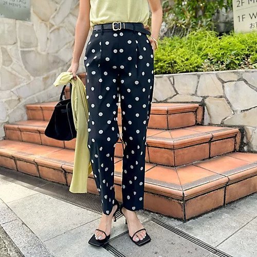 【ノーリーズ/NOLLEY'S】のウォッシャブルストレッチドットジャガードテーパードパンツ インテリア・キッズ・メンズ・レディースファッション・服の通販 founy(ファニー) 　ファッション　Fashion　レディースファッション　Fashion for Women　パンツ　Pants & Trousers　2025年　2025　2025-2026秋冬・A/W　Autumn/Winter 2025–26 AW25–26　アンサンブル　Ensemble Set　シンプル　Simple, Minimal　ストレッチ　Stretch, Stretchy Fabric　ドット　Polka Dot, Dot Pattern　バランス　Balance, Style Balance　エレガント 上品　Elegant　人気　Popular, Best Seller　定番　Standard, Basic Item　ブラック系その他|ID: prp329100004621260 ipo3291000000034027889
