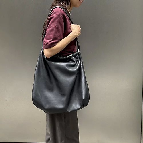 【ブリーレオン/BRIE LEON】のAlma XL 人気、トレンドファッション・服の通販 founy(ファニー) 　ファッション　Fashion　レディースファッション　Fashion for Women　ドローストリング　Drawstring, Pull Cord　フェイクレザー　Faux Leather, PU Leather　フォルム　Silhouette, Form　ビジネス 仕事 通勤　Business / Work / Commuting　other-3|ID: prp329100004621315 ipo3291000000033156053