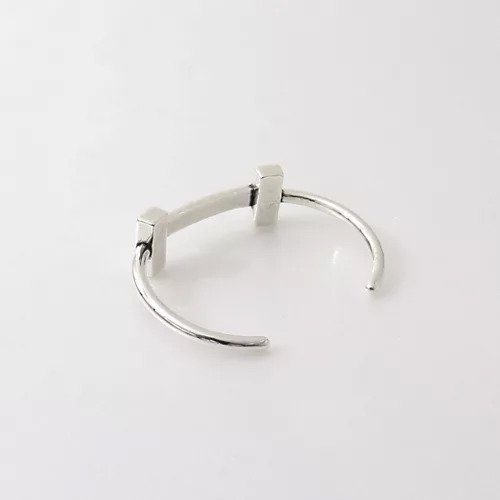 【ノーリーズ/NOLLEY'S】の【CXC /シーエックスシー】 Hバングル(Silver) 人気、トレンドファッション・服の通販 founy(ファニー) 　ファッション　Fashion　レディースファッション　Fashion for Women　イタリア　Italy　コレクション　Collection, Seasonal Line　ジュエリー　Jewelry, Accessories　バランス　Balance, Style Balance　バングル　Bangle, Bracelet　フォルム　Silhouette, Form　モチーフ　Motif, Design Theme　other-3|ID: prp329100004621360 ipo3291000000033156375
