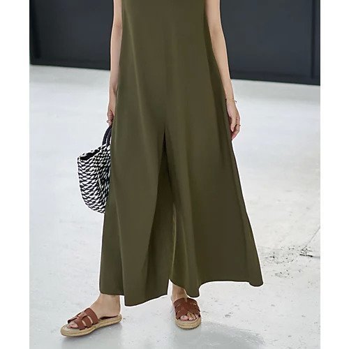 【スタイルデリ/STYLE DELI】のさらさらツイル生地スタイリッシュサロペット 人気、トレンドファッション・服の通販 founy(ファニー) 　ファッション　Fashion　レディースファッション　Fashion for Women　ワンピース　Dresses　サロペット&オールインワン　Dungarees & Jumpsuit Styles　カーディガン　Cardigan, Knitwear　クール　Cool, Chic　サテン　Satin, Glossy Fabric　シンプル　Simple, Minimal　ジャケット　Jacket, Outerwear　ストレッチ　Stretch, Stretchy Fabric　スリット　Slit, Slit Detail　ツイル　Twist, Twisted Detail　ドレープ　Drape, Draping Fabric　パターン　Pattern, Design Print　フォルム　Silhouette, Form　フォーマル　Formal, Dressy　フレア　Flare, Flared　ベスト　Vest, Waistcoat　ポケット　Pocket, Pocket Detail　リボン　Ribbon, Bow　ワイド　Wide, Wide Fit　夏　Summer　エレガント 上品　Elegant　other-3|ID: prp329100004621427 ipo3291000000033157192