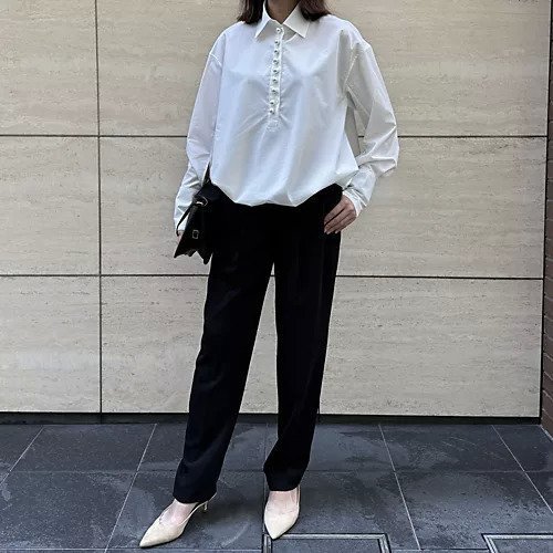 【エクラ/eclat】の【別注】パールボタンシャツ 人気、トレンドファッション・服の通販 founy(ファニー) 　ファッション　Fashion　レディースファッション　Fashion for Women　トップス・カットソー　Cut & Sew Tops　シャツ・ブラウス・オフィスカジュアル　Elegant Blouses & Button-Ups　カフス　Cuff Design　ギャザー　Gathered, Ruffled　クラシック　Classic, Timeless Style　シェイプ　Shape, Slim Fit　スーピマ　Supima, Premium Cotton　フロント　Front, Front Design　エレガント 上品　Elegant　別注　Limited Edition, Custom Order　洗える　Machine Washable　other-2|ID: prp329100004622115 ipo3291000000033169451