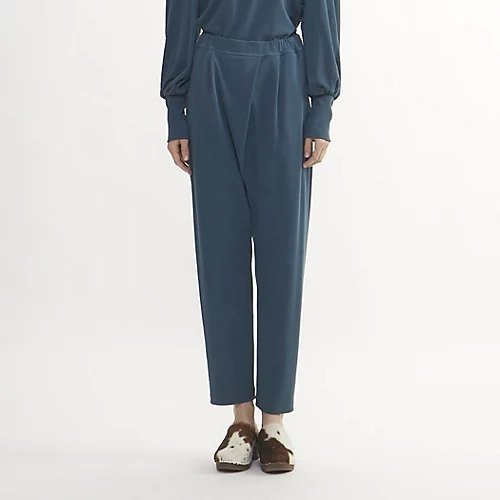 【プレインピープル/PLAIN PEOPLE】の強撚ハイウェットポンチフロントタックテーパードパンツ 人気、トレンドファッション・服の通販 founy(ファニー) 　ファッション　Fashion　レディースファッション　Fashion for Women　パンツ　Pants & Trousers　ストレッチ　Stretch, Stretchy Fabric　ダブル　Double, Double-Breasted　フォーマル　Formal, Dressy　フロント　Front, Front Design　other-2|ID: prp329100004624143 ipo3291000000033203411