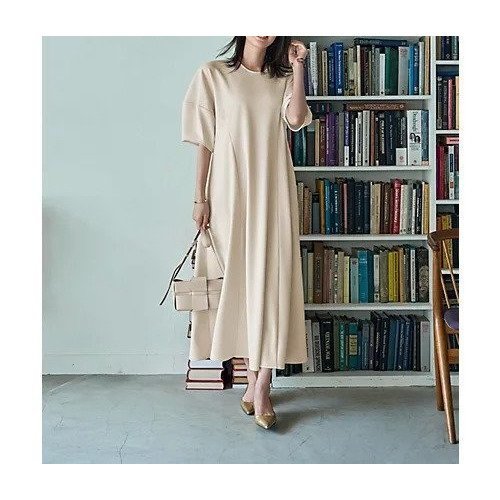 【スタイルデリ/STYLE DELI】の【匠ジョーゼット】ウエストカーブワンピース 人気、トレンドファッション・服の通販 founy(ファニー) 　ファッション　Fashion　レディースファッション　Fashion for Women　ワンピース　Dresses　エレガント 上品　Elegant　軽量　Lightweight, Ultra Light　サテン　Satin, Glossy Fabric　ジョーゼット　Georgette, Semi-Sheer Fabric　ストレッチ　Stretch, Stretchy Fabric　スニーカー　Sneakers, Trainers　スリーブ　Sleeve, Long Sleeve / Short Sleeve　デスク　Desk, Work Desk　ドレス　Dress, One-Piece　ネックレス　Necklace, Pendant Necklace　長袖　Long Sleeve, Full Sleeve　バランス　Balance, Style Balance　フォルム　Silhouette, Form　フレア　Flare, Flared　リボン　Ribbon, Bow　ワーク　Workwear, Utility Style　冬　Winter / This Winter　A/W・秋冬　Autumn/Winter　夏　Summer　ビジネス 仕事 通勤　Business / Work / Commuting　 other-1|ID: prp329100004624672 ipo3291000000033216166