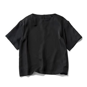 【エムセブンデイズ/M7days】 艶五分袖Tブラウス人気、トレンドファッション・服の通販 founy(ファニー) ファッション Fashion レディースファッション Fashion for Women トップス・カットソー Cut & Sew Tops シャツ・ブラウス・オフィスカジュアル Elegant Blouses & Button-Ups おすすめ Recommended / Our Picks インナー Innerwear ジャケット Jacket, Outerwear 洗える Machine Washable |ID:prp329100004626292
