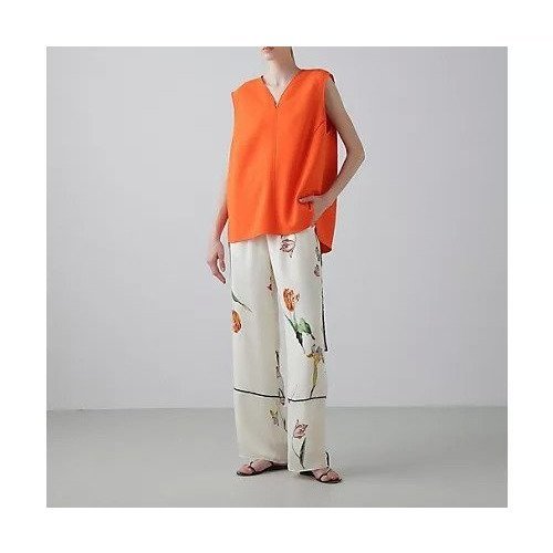 【アドーア/ADORE】のピクトリカルブックプリントパンツ 人気、トレンドファッション・服の通販 founy(ファニー) 　ファッション　Fashion　レディースファッション　Fashion for Women　パンツ　Pants & Trousers　おすすめ　Recommended / Our Picks　サテン　Satin, Glossy Fabric　シンプル　Simple, Minimal　ジャケット　Jacket, Outerwear　スタンダード　Standard, Basic　セットアップ　Set-Up, Coordinated Outfit　フィット　Fit, Slim Fit　プリント　Print, Printed Pattern　モチーフ　Motif, Design Theme　夏　Summer　春　Spring　S/S・春夏　SS, Spring/Summer, Warm Season　other-3|ID: prp329100004626340 ipo3291000000033244148