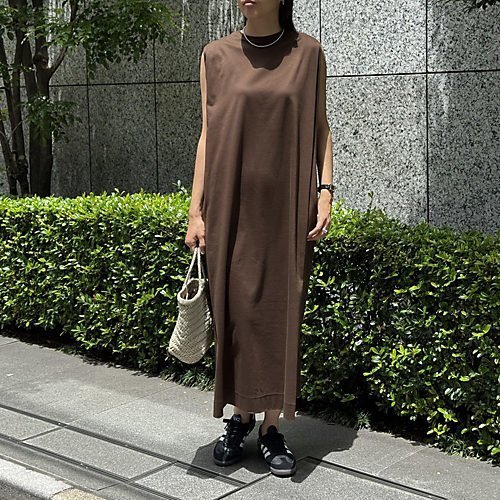 【スローン/SLOANE】の【Marisol別注】カットソーワンピース 人気、トレンドファッション・服の通販 founy(ファニー) 　ファッション　Fashion　レディースファッション　Fashion for Women　ワンピース　Dresses　ショルダー　Shoulder, Shoulder Strap　ストレッチ　Stretch, Stretchy Fabric　スリット　Slit, Slit Detail　トレンド　Trend, Trending Now　ノースリーブ　Sleeveless, No-Sleeve　フォーマル　Formal, Dressy　フラット　Flat, Flat Shoes　別注　Limited Edition, Custom Order　洗える　Machine Washable　other-2|ID: prp329100004626348 ipo3291000000033244228
