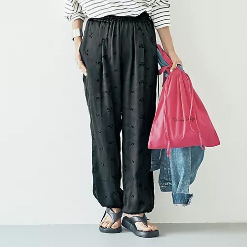 【ティッカ/TICCA】の【洗える】フラワーエンブロイダリーパンツ 人気、トレンドファッション・服の通販 founy(ファニー) 　ファッション　Fashion　レディースファッション　Fashion for Women　パンツ　Pants & Trousers　なめらか　Smooth, Silky Texture　キュプラ　Cupro, Eco Fabric　サテン　Satin, Glossy Fabric　洗える　Machine Washable　other-2|ID: prp329100004629366 ipo3291000000033285567