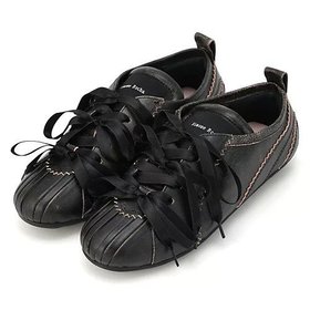 【シモーン ロシャ/SIMONE ROCHA】のBALLERINA GRIP TRAINER 人気、トレンドファッション・服の通販 founy(ファニー) ファッション Fashion レディースファッション Fashion for Women 2025年 2025 2025-2026秋冬・A/W Autumn/Winter 2025–26 AW25–26 シューズ Shoes, Footwear スポーティ Sporty, Casual Athletic フォルム Silhouette, Form フラット Flat, Flat Shoes リボン Ribbon, Bow |ID:prp329100004629407