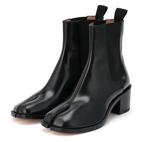 【メゾン マルジェラ/MAISON MARGIELA】 TABI CITY CHELSEA H55人気、トレンドファッション・服の通販 founy(ファニー) ファッション Fashion レディースファッション Fashion for Women 2025年 2025 2025-2026秋冬・A/W Autumn/Winter 2025–26 AW25–26 クール Cool, Chic モダン Modern, Contemporary |ID:prp329100004630043