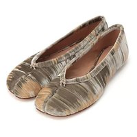 【メゾン マルジェラ/MAISON MARGIELA】のTABI BALLERINA NEW 人気、トレンドファッション・服の通販 founy(ファニー) ファッション Fashion レディースファッション Fashion for Women 2025年 2025 2025-2026秋冬・A/W Autumn/Winter 2025–26 AW25–26 バレエ Ballet, Ballet Style ファブリック Fabric, Textile |ID:prp329100004630047