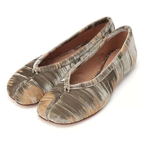 【メゾン マルジェラ/MAISON MARGIELA】のTABI BALLERINA NEW 人気、トレンドファッション・服の通販 founy(ファニー) 　ファッション　Fashion　レディースファッション　Fashion for Women　2025年　2025　2025-2026秋冬・A/W　Autumn/Winter 2025–26 AW25–26　バレエ　Ballet, Ballet Style　ファブリック　Fabric, Textile　 other-1|ID: prp329100004630047 ipo3291000000033298620