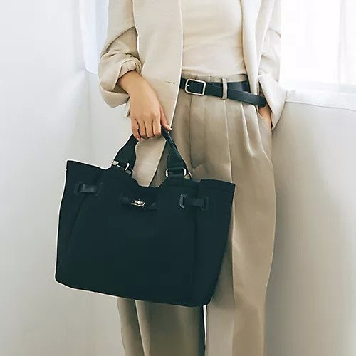 【トプカピ/TOPKAPI】の【TREASURE TOPKAPI】ネオプレン 2way A4 トートバッグ インテリア・キッズ・メンズ・レディースファッション・服の通販 founy(ファニー) 　ファッション　Fashion　レディースファッション　Fashion for Women　バッグ　Bags　ショルダー　Shoulder, Shoulder Strap　シルバー　Silver, Metallic Silver　スマート　Smart, Elegant　ポケット　Pocket, Pocket Detail　リップ　Lip, Lip Motif　ブラック|ID: prp329100004630908 ipo3291000000033314559