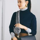【トプカピ/TOPKAPI】の【TREASURE TOPKAPI】ムートンポーチ付き ショルダーベルト / スマホストラップ グレー|ID: prp329100004630911 ipo3291000000033314575