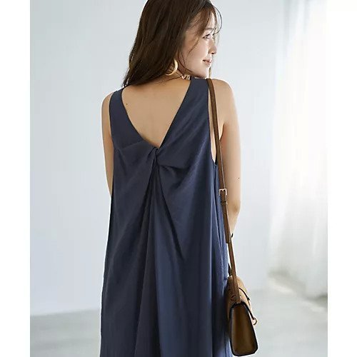 【スタイルデリ/STYLE DELI】の前後2WAYひねりVネックワンピース インテリア・キッズ・メンズ・レディースファッション・服の通販 founy(ファニー) 　ファッション　Fashion　レディースファッション　Fashion for Women　ワンピース　Dresses　インナー　Innerwear　カットソー　Cut and Sewn Top　カーディガン　Cardigan, Knitwear　コンパクト　Compact, Small Size　軽量　Lightweight, Ultra Light　シンプル　Simple, Minimal　ジャケット　Jacket, Outerwear　スリット　Slit, Slit Detail　タンク　Tank Top, Sleeveless Top　ノースリーブ　Sleeveless, No-Sleeve　フィット　Fit, Slim Fit　ブルゾン　Blouson, Bomber Jacket　ペチコート　Petticoat, Underskirt　ポケット　Pocket, Pocket Detail　モチーフ　Motif, Design Theme　リボン　Ribbon, Bow　ループ　Loop, Loop Knit　夏　Summer　ミッドナイト|ID: prp329100004631737 ipo3291000000033330635