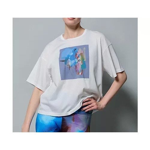 【ジュリエ/Julier】のKanakoSasakiコラボ プリントTシャツ インテリア・キッズ・メンズ・レディースファッション・服の通販 founy(ファニー) https://founy.com/ ファッション Fashion レディースファッション Fashion for Women トップス・カットソー Cut & Sew Tops シャツ・ブラウス・オフィスカジュアル Elegant Blouses & Button-Ups ロングTシャツ・Tシャツ Longline T-Shirts & Tees グラフィック Graphic, Graphic Design コラボ Collaboration, Collab コレクション Collection, Seasonal Line プリント Print, Printed Pattern 半袖 Short Sleeve, Half Sleeve ヨガ Yoga, Yoga Wear ランニング Running, Running Wear, Activewear, Jogging リラックス Relax, Relaxed Fit ワーク Workwear, Utility Style エレガント 上品 Elegant |ID: prp329100004632783 ipo3291000000033341482