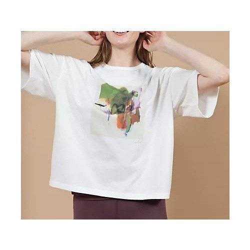 【ジュリエ/Julier】のKanakoSasakiコラボ プリントTシャツ インテリア・キッズ・メンズ・レディースファッション・服の通販 founy(ファニー) 　ファッション　Fashion　レディースファッション　Fashion for Women　トップス・カットソー　Cut & Sew Tops　シャツ・ブラウス・オフィスカジュアル　Elegant Blouses & Button-Ups　ロングTシャツ・Tシャツ　Longline T-Shirts & Tees　グラフィック　Graphic, Graphic Design　コラボ　Collaboration, Collab　コレクション　Collection, Seasonal Line　プリント　Print, Printed Pattern　半袖　Short Sleeve, Half Sleeve　ヨガ　Yoga, Yoga Wear　ランニング　Running, Running Wear, Activewear, Jogging　リラックス　Relax, Relaxed Fit　ワーク　Workwear, Utility Style　エレガント 上品　Elegant　ホワイト×グリーン|ID: prp329100004632783 ipo3291000000036040708