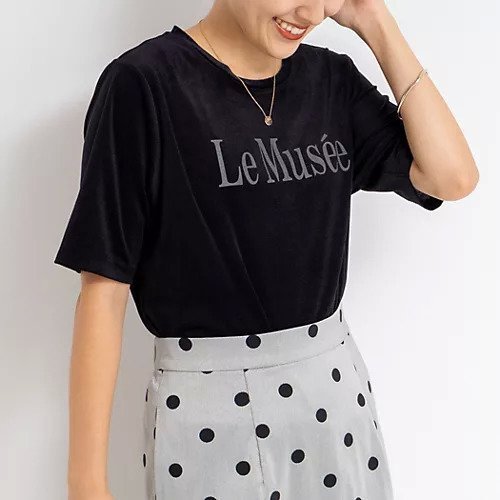 【ノーリーズ/NOLLEY'S】のシアートリコットベロアプリントTシャツ インテリア・キッズ・メンズ・レディースファッション・服の通販 founy(ファニー) https://founy.com/ ファッション Fashion レディースファッション Fashion for Women トップス・カットソー Cut & Sew Tops シャツ・ブラウス・オフィスカジュアル Elegant Blouses & Button-Ups ロングTシャツ・Tシャツ Longline T-Shirts & Tees ベロアトップス Velour Tops / Velvet-Look Items 2025年 2025 2025-2026秋冬・A/W Autumn/Winter 2025–26 AW25–26 シアー Sheer, See-Through ジャケット Jacket, Outerwear デニム Denim, Jeans Material ベロア Velour, Soft Velvet 夏 Summer 秋 Autumn |ID: prp329100004632786 ipo3291000000033341498